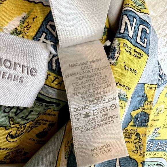 Vintage road trip states button down Liz Claiborne blue and yellow blouse size M - Picture 9 of 12